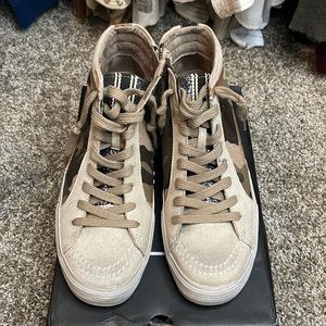 Shu Shop Hi-Star Sneaker - Camo, Size 8